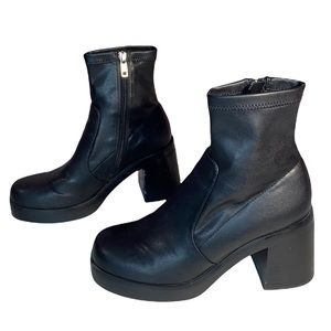 Steve Madden x urban outfitters hooper 90s inspired boots